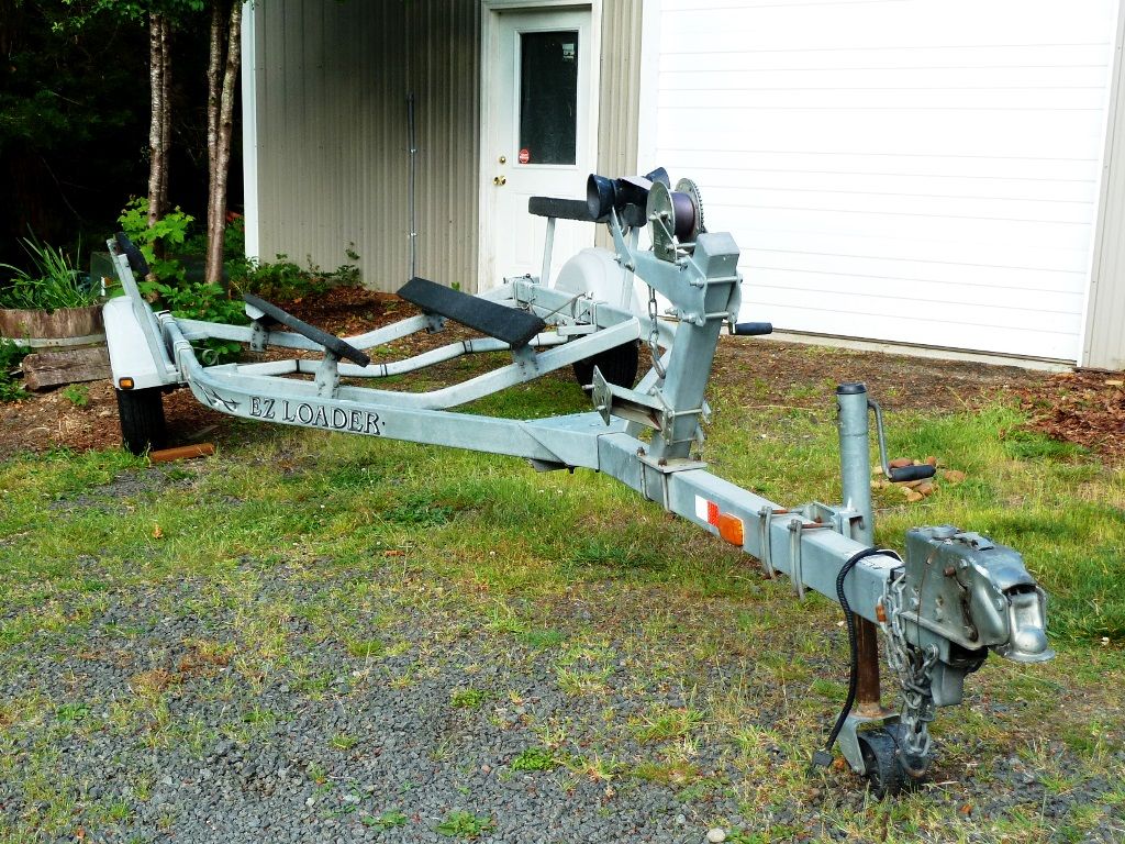 John Deere Garden Tractor With Loader Ez Loader Boat Trailer A Les